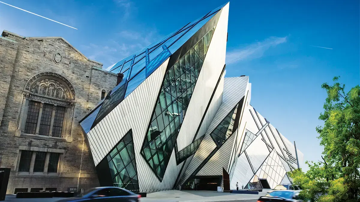 Bảo tàng Hoàng gia Ontario (Royal Ontario Museum)